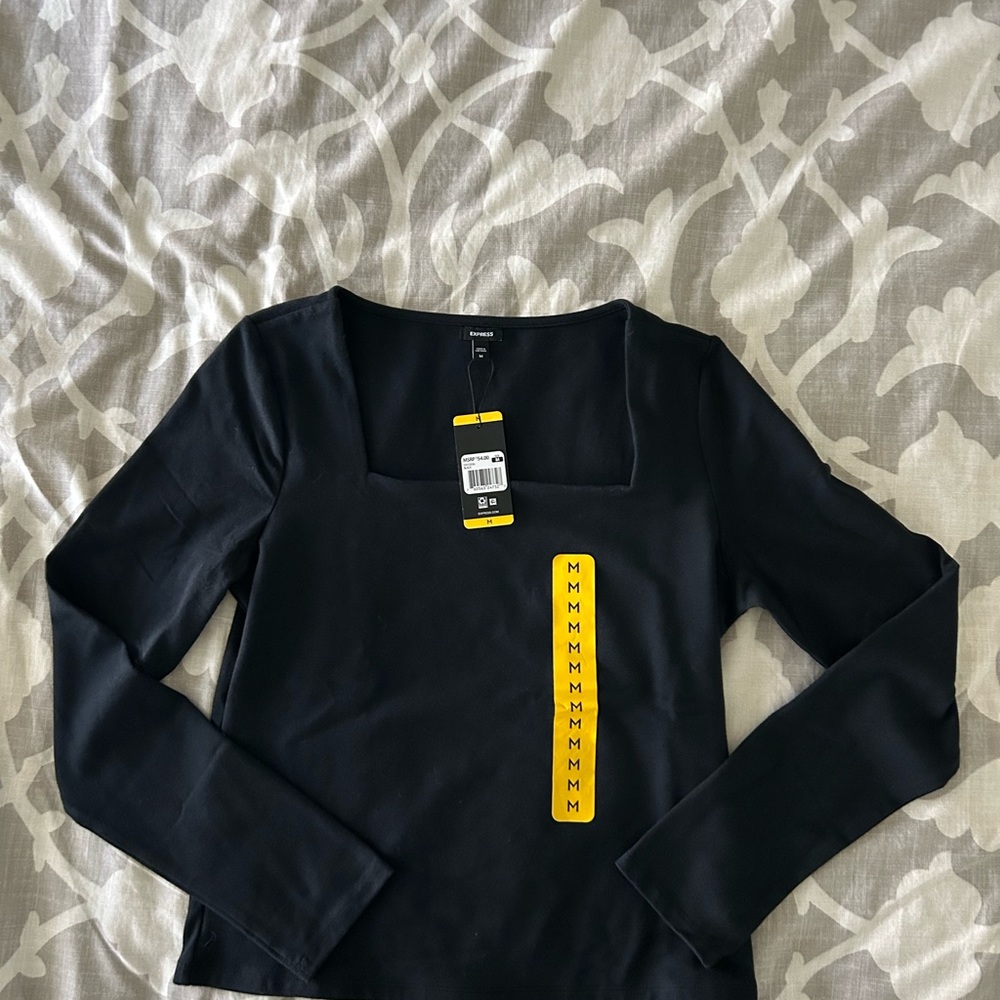 Express Squareneck Top - Picture 5 of 8